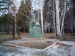 Памятник П.П.Бажову